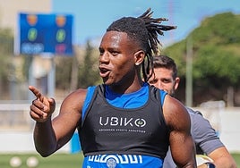 Entrenamiento del CF Intercity en el Antonio Solana