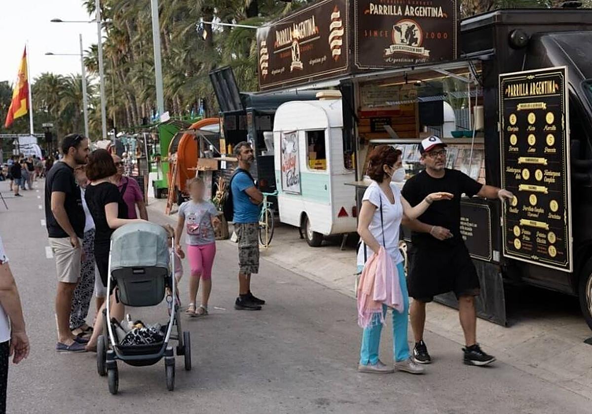 Una de las anteriores ediciones del 'Elx Street Food Market'.