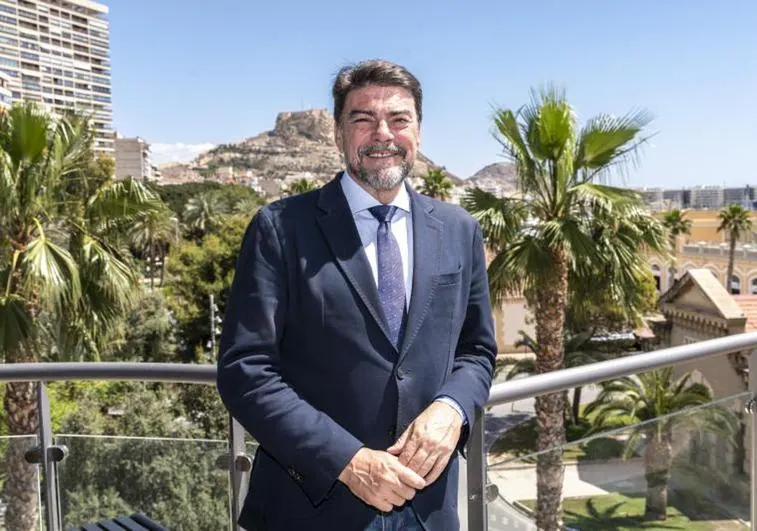 El alcalde de Alicante, Luis Barcala.