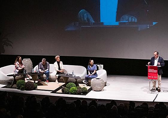 Los empresarios aprenden y comen en la jornada 'Gastronomía sostenible y rentable: claves para el éxito'