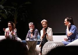 La directora de la Guía Repsol, María Ritter; el cocinero Alberto Chicote; la chef Susi Díaz y la periodista Mónica Carrillo.