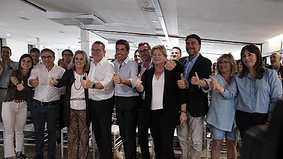 El PP provincial se llena de «orgullo» tras las elecciones y evita hablar de pactos