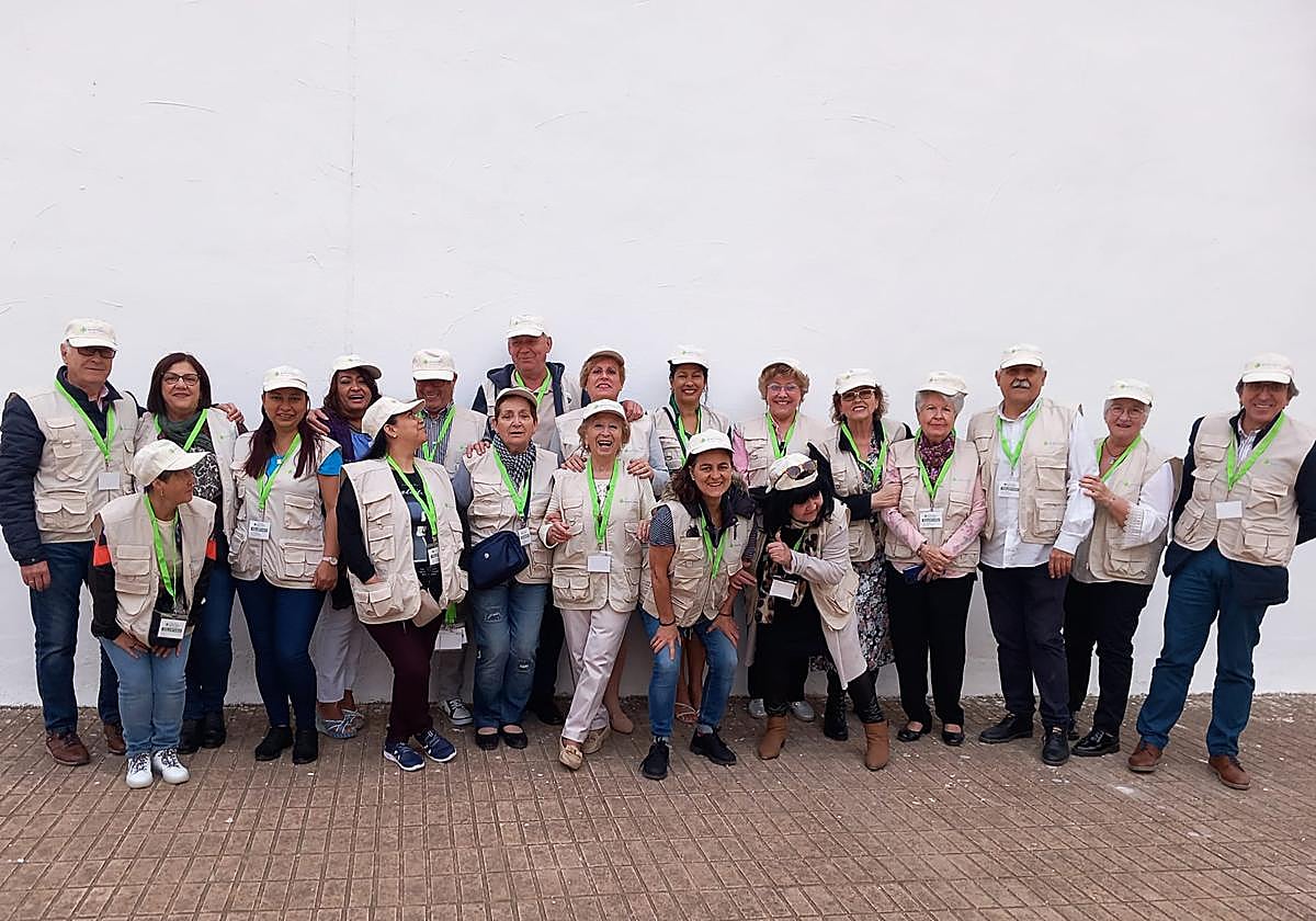Socios de la Asociación de Personas Mayores de plaza América.