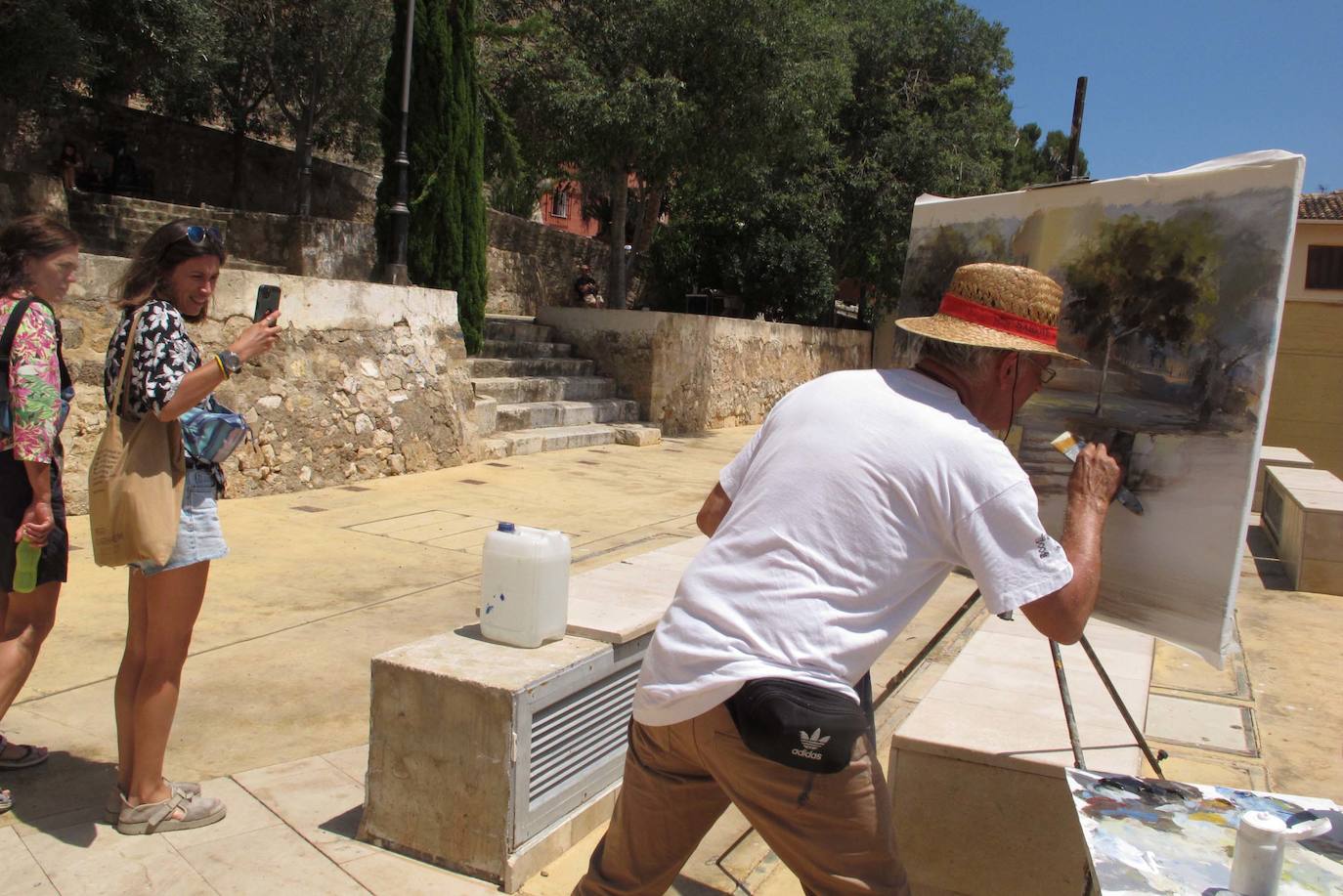 Creatividad y diversión en el Concurso de Pintura Rápida &#039;Ciudad de Dénia&#039;