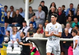 Roger Colomina, durante un partido con la Peña Deportiva
