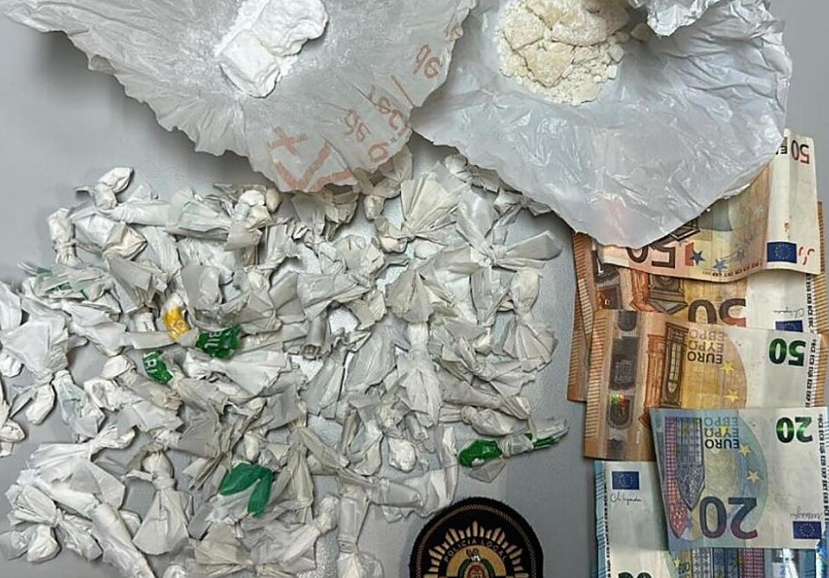 Material intervenido a los detenidos.