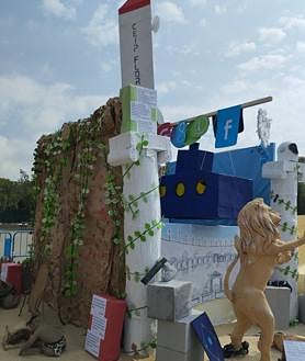 Imagen secundaria 2 - Hoguera del colegio La Florida de Alicante.