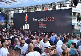 El 'mercadito' de las Hogueras el año pasado.