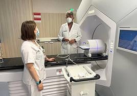 El acelerador lineal modelo Halcyon en el Hospital de Sant Joan.