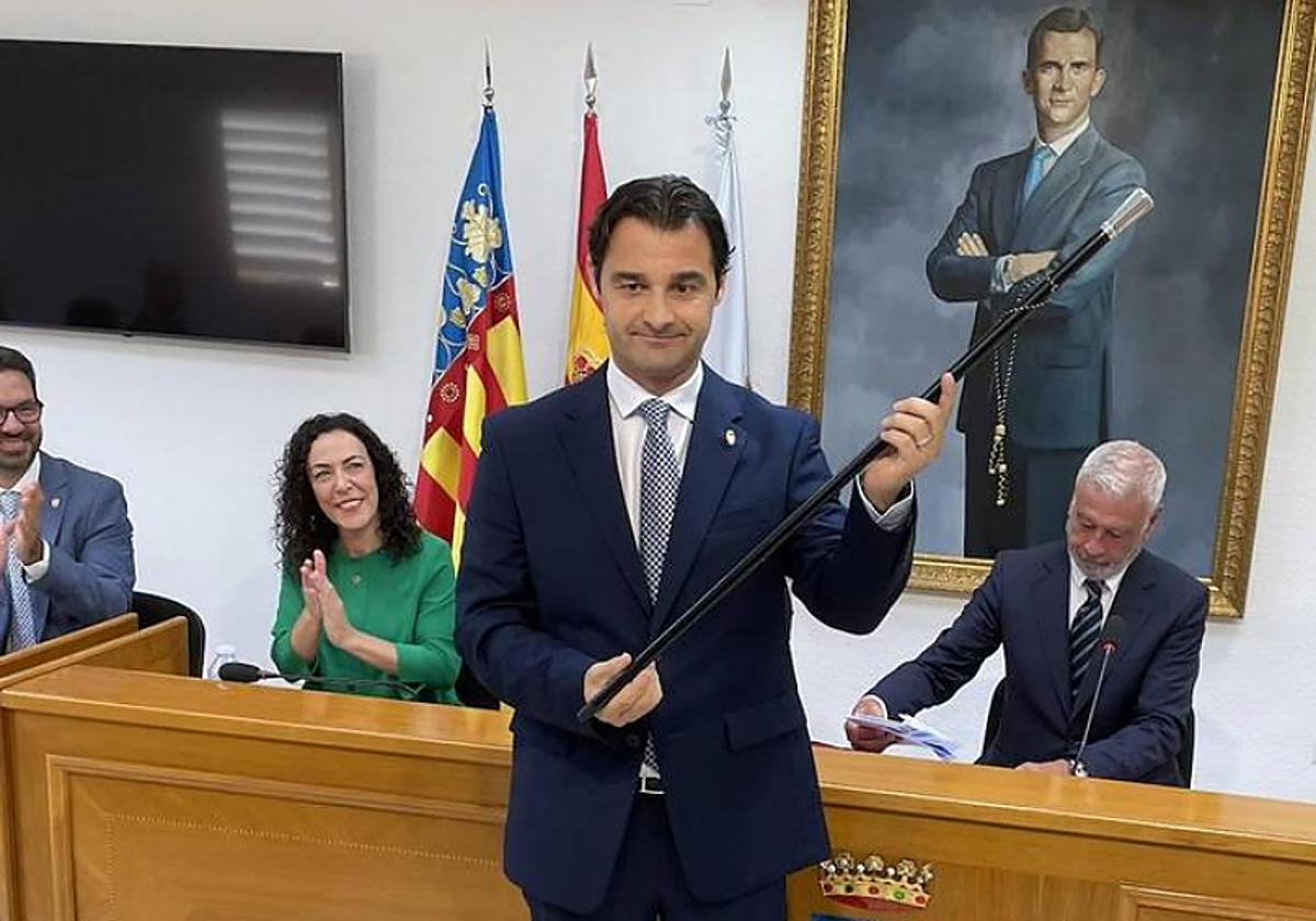 Eduardo Dolón, investido por tercera vez como alcalde de Torrevieja.