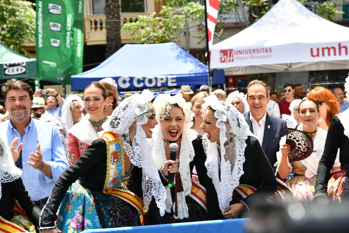 Búscate en la mascletà del 19 de junio