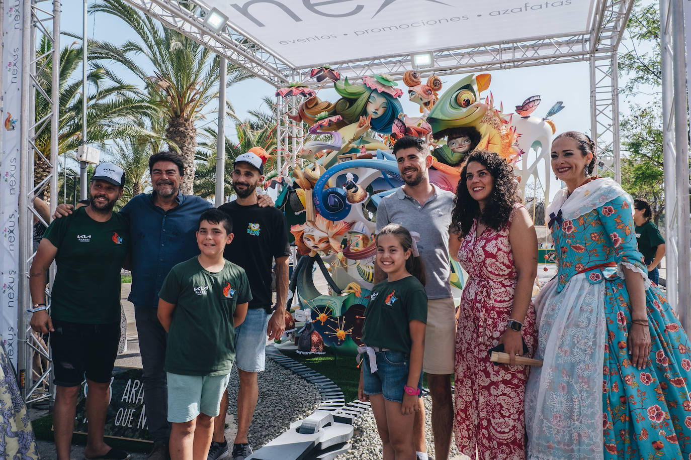 Los antigones celebran el oro de las Hogueras de Alicante