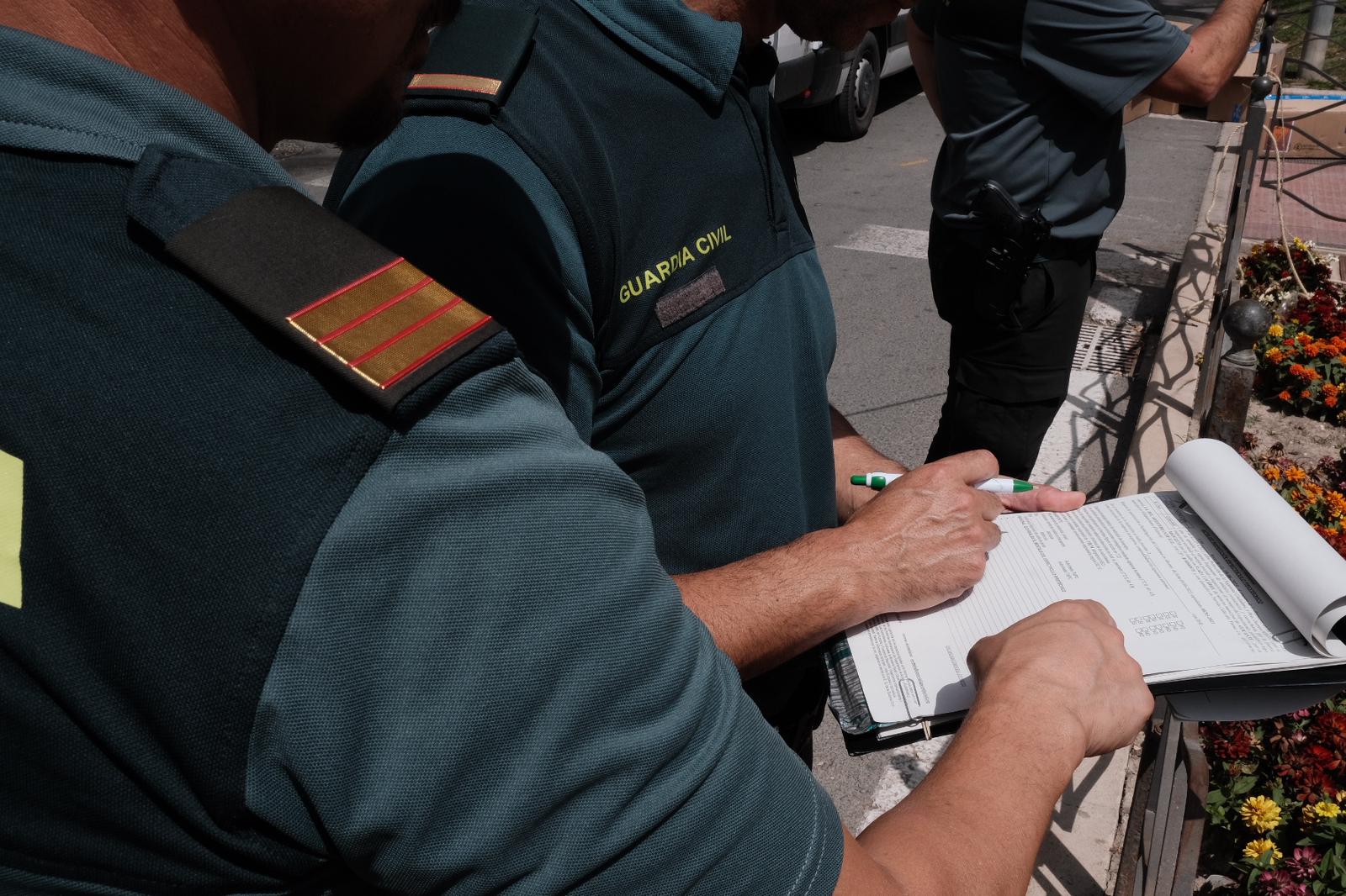 La Benemérita revisa que la mascletà cumpla la normativa