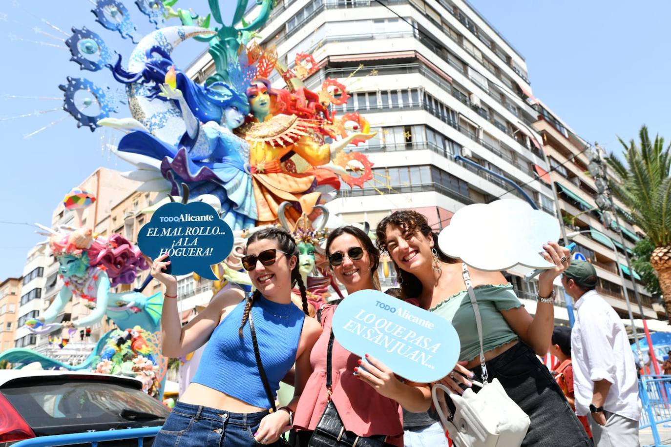 Búscate en la mascletà del 20 de junio