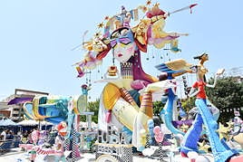 Hoguera adulta en Séneca-Autobusos.