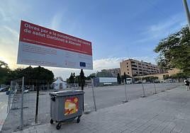 Solar vallado donde irá el centro de salud Garbinet y donde plantó hasta 2022 Parque de las Avenidas.