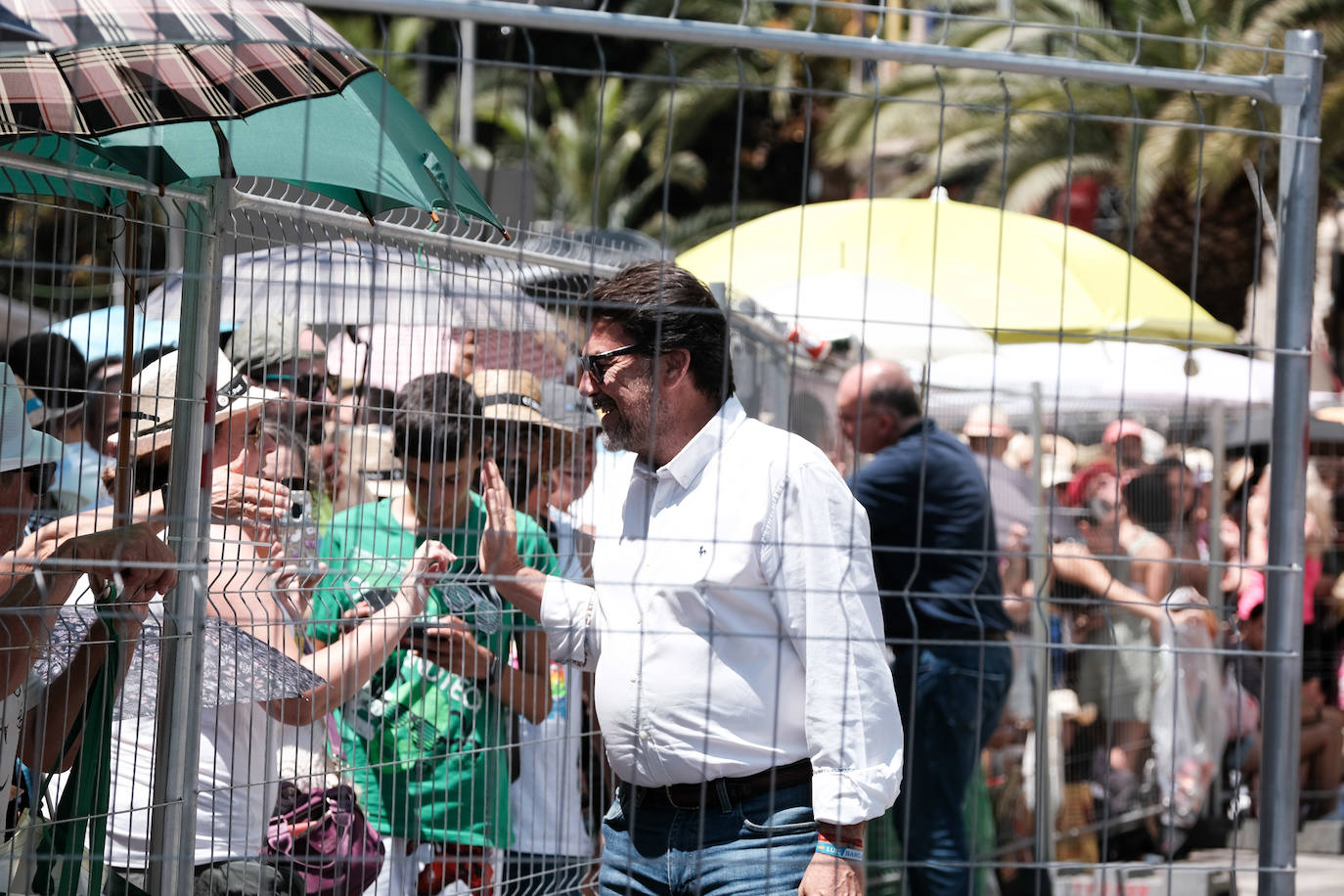 Estallido de la penúltima mascletà del concurso de Luceros en Hogueras