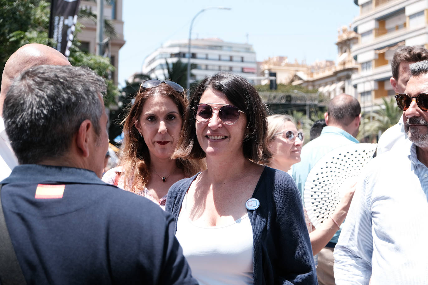 Estallido de la penúltima mascletà del concurso de Luceros en Hogueras