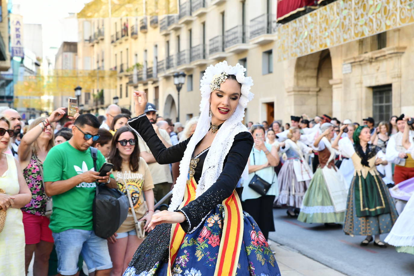 Alegría y tradición en la Dansà d&#039;Alacant