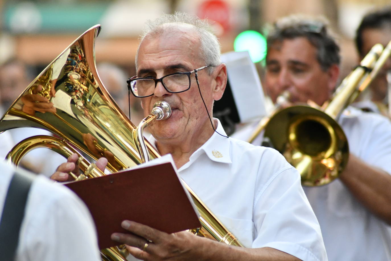 Música y arte del mundo en el Desfile Folclórico Internacional de Alicante