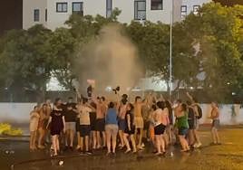 La banyà más marchosa de las Hogueras de Alicante.