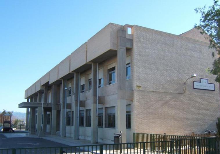 Alicante aprovecha «la liberación de remanentes» para acondicionar el colegio Santísima Faz