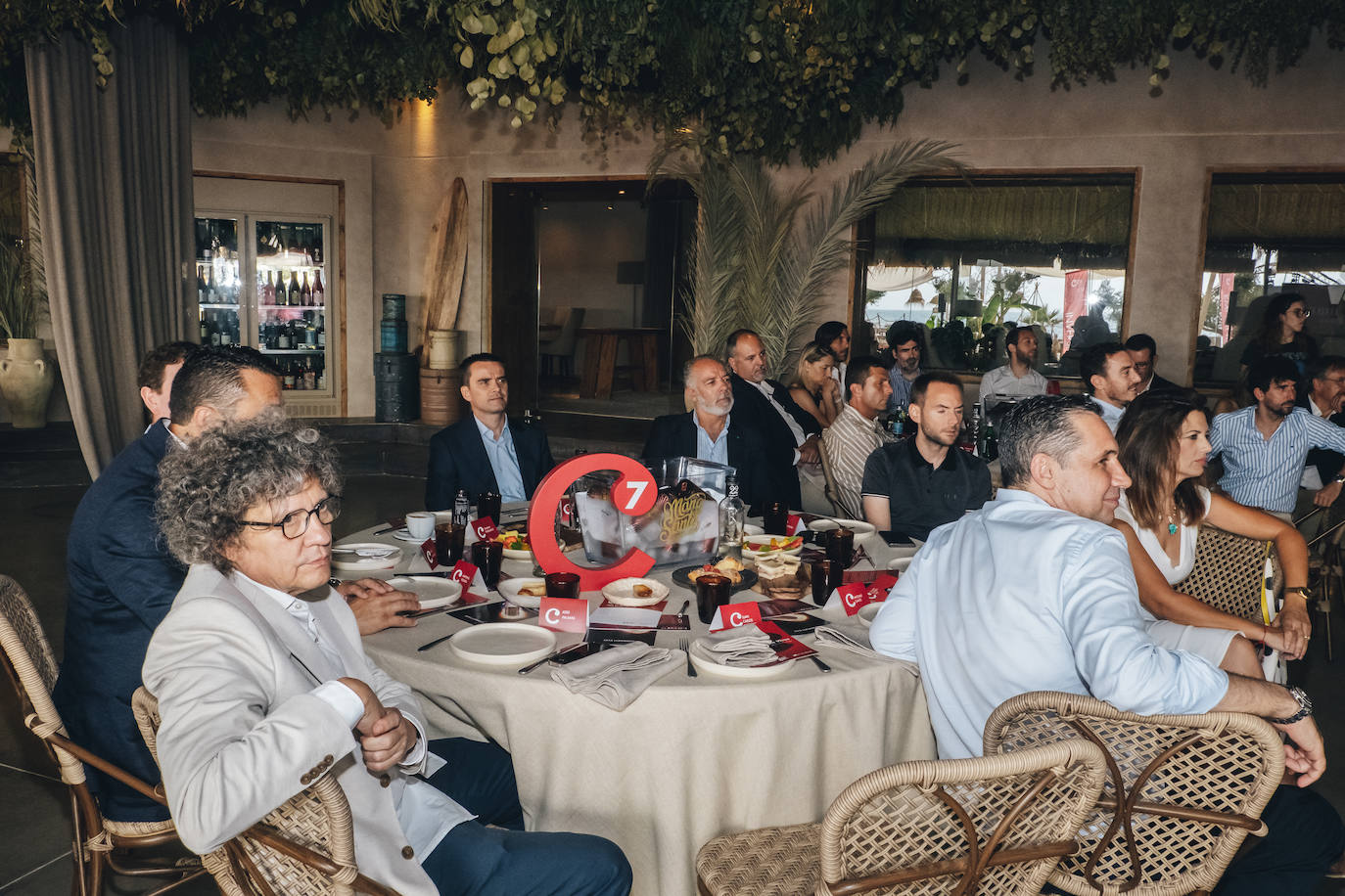 Enrique Riquelme debuta en el ciclo Conferencias Circulares de la Cámara de Alicante