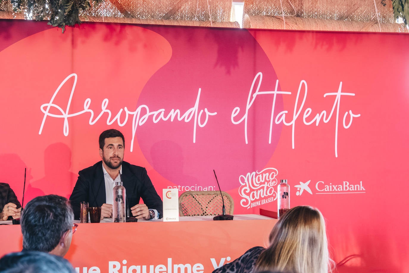 Enrique Riquelme debuta en el ciclo Conferencias Circulares de la Cámara de Alicante