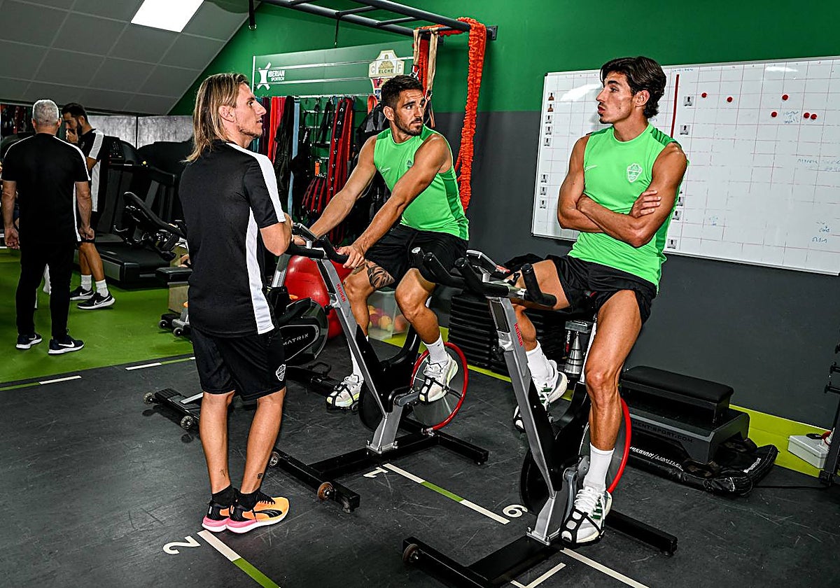 Beccacece dialoga con Pere Milla y Pedro Bigas, hoy en Elche