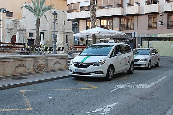 Servicio de taxi en la ciudad de Elche.