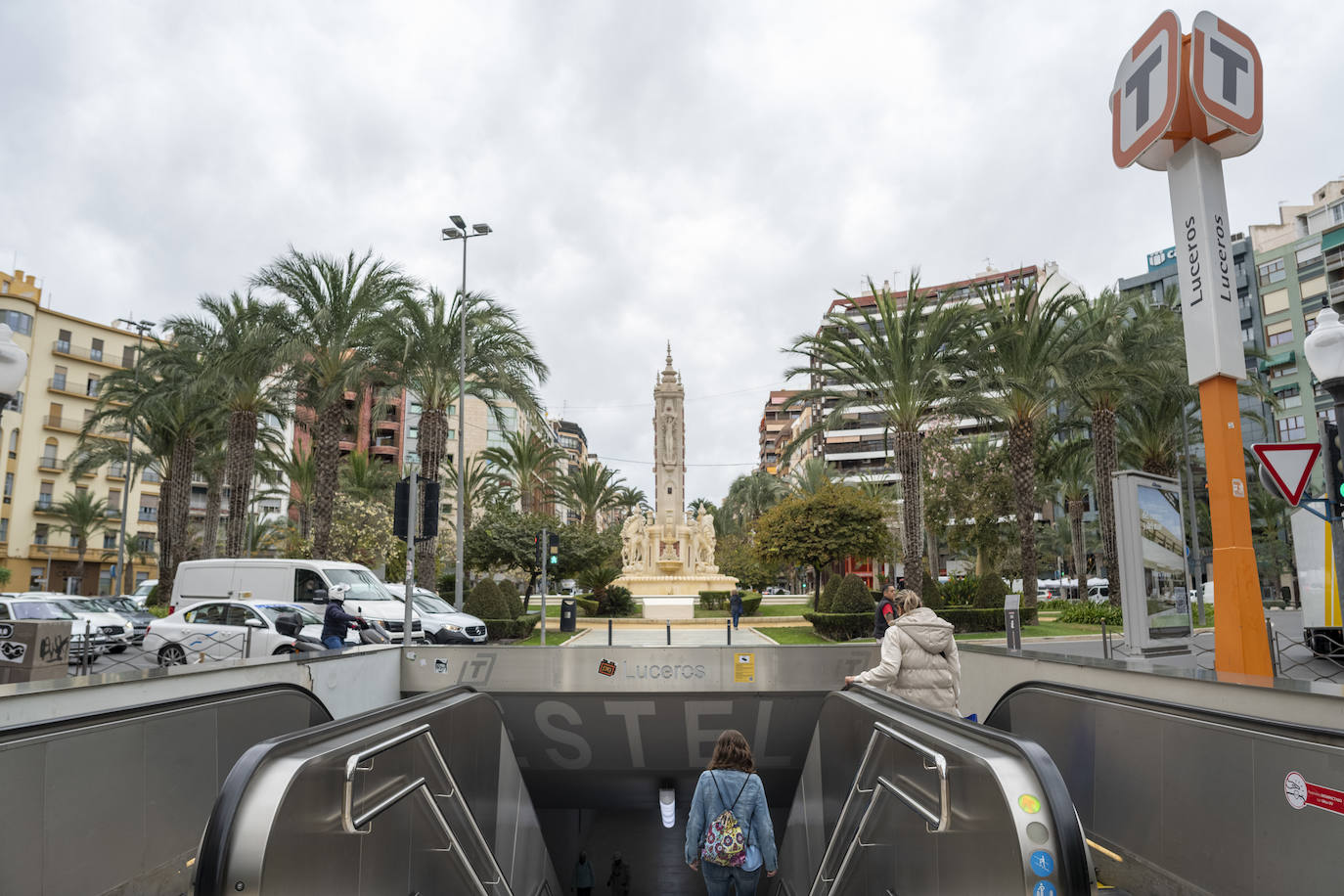Acceso al TRAM d'Alacant en Luceros, uno de los servicios afectados por la prórroga.