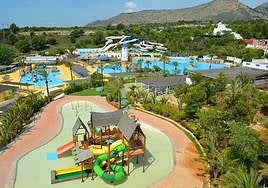 Aqua Natura Benidorm invita a Shakira y Piqué a que hagan las paces en un divertido desafío acuático