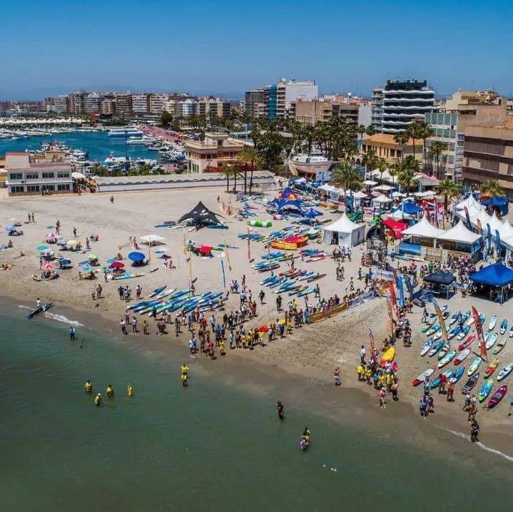 Imagen de archivo de la playa de Santa Pola el pasado abril.