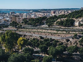 Vista de Alicante desde el Monte Tossal.