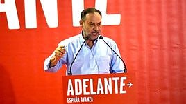 Jose Luis Ábalos durante su intervención en el encuentro de este lunes.