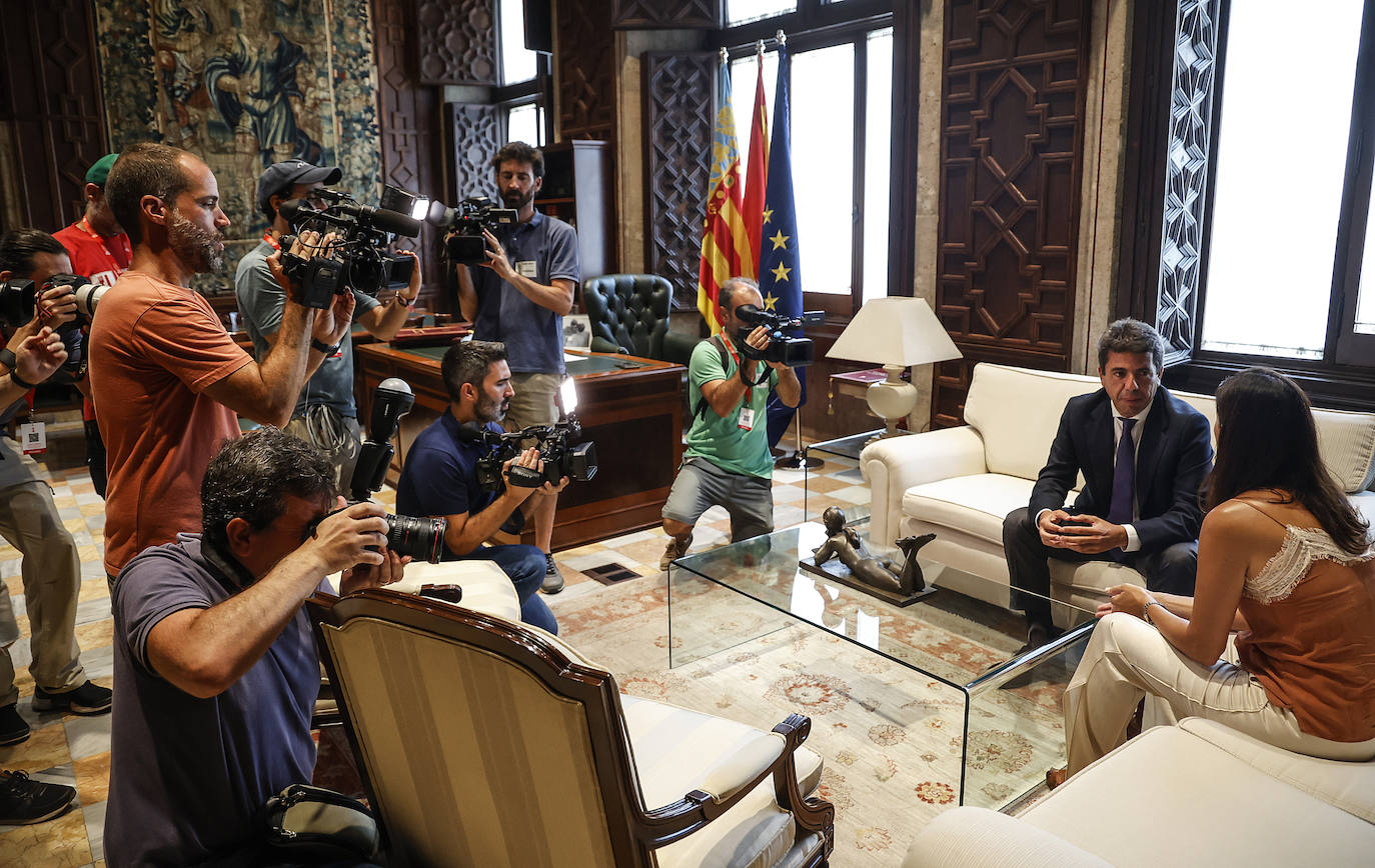 Primera toma de contacto de los nuevos consellers