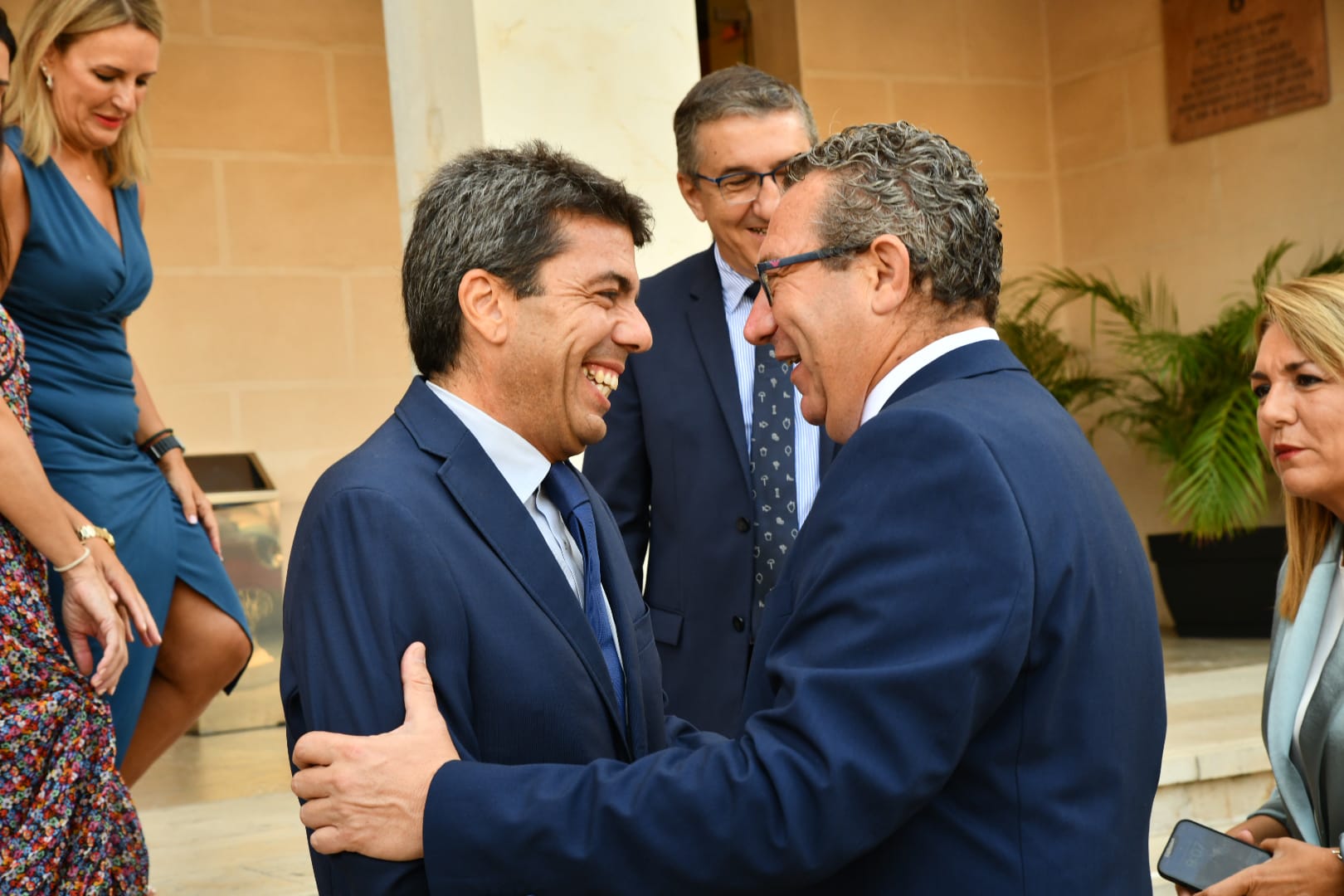 Las imágenes del primer Pleno del Consell en Alicante