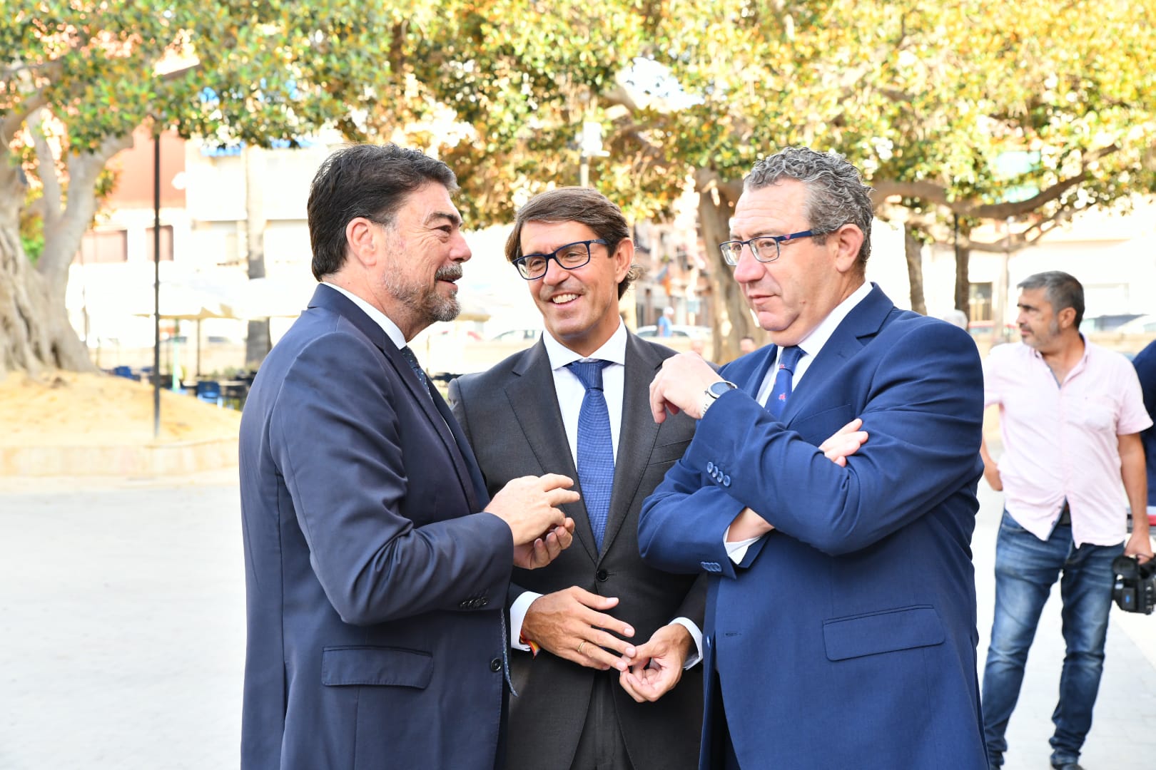 Las imágenes del primer Pleno del Consell en Alicante