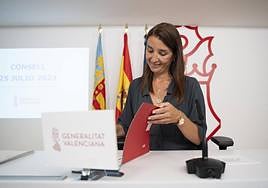 Ruth Merino, portavoz del Consell y ex de Ciudadanos, anuncia los nombramientos.
