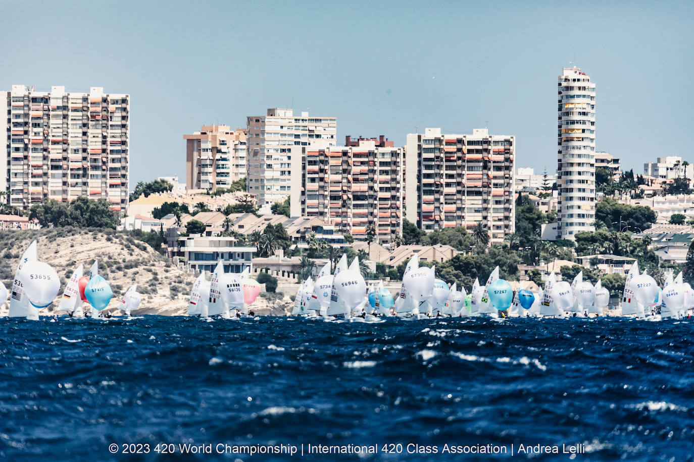 Día 6 del Campeonato del Mundo de 420 de Vela en Alicante