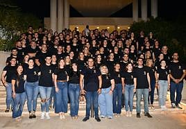 David Olivares presenta a su equipo para liderar la Federació de Hogueras