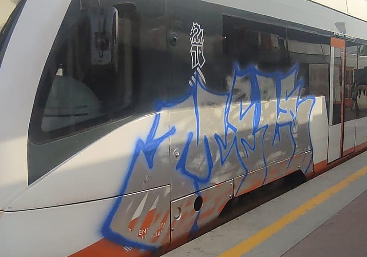 Las pinturas en el TRAM.