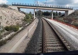 Tramo de la vía que une el Nudo de la Encina y Xàtiva