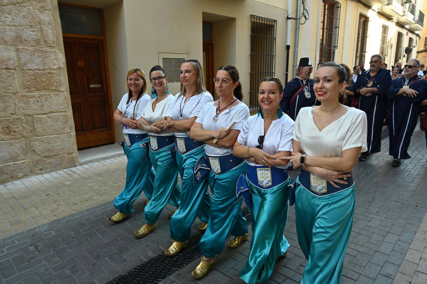Los Moros y Cristianos protagonizan la Diana Festera de Dénia
