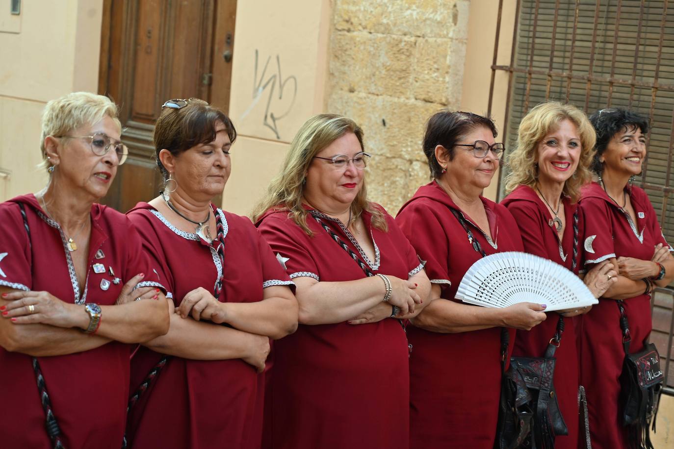 Los Moros y Cristianos protagonizan la Diana Festera de Dénia