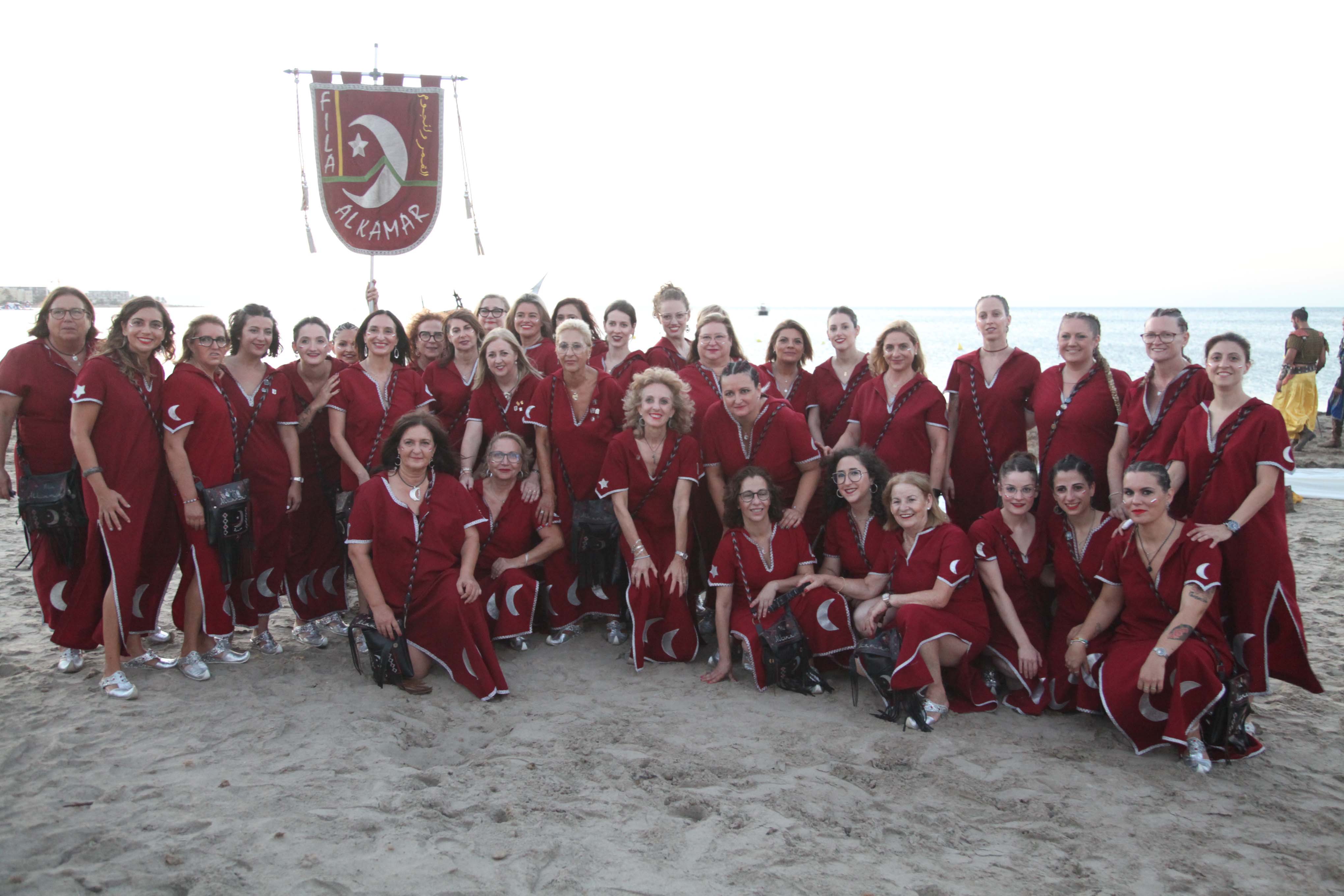 Los Moros y Cristianos desembarcan en Dénia