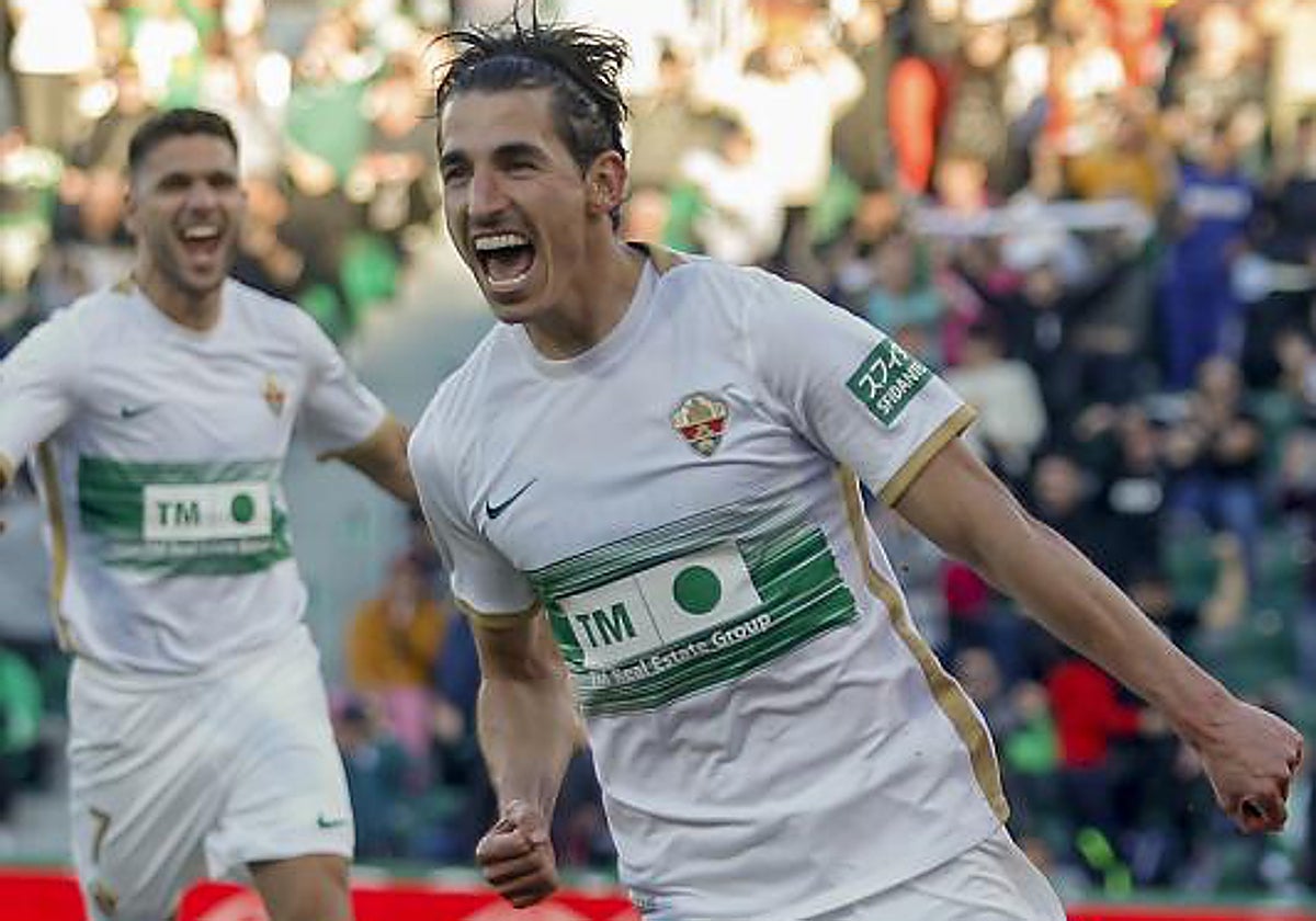 Pere Milla celebra su gol al Villarreal