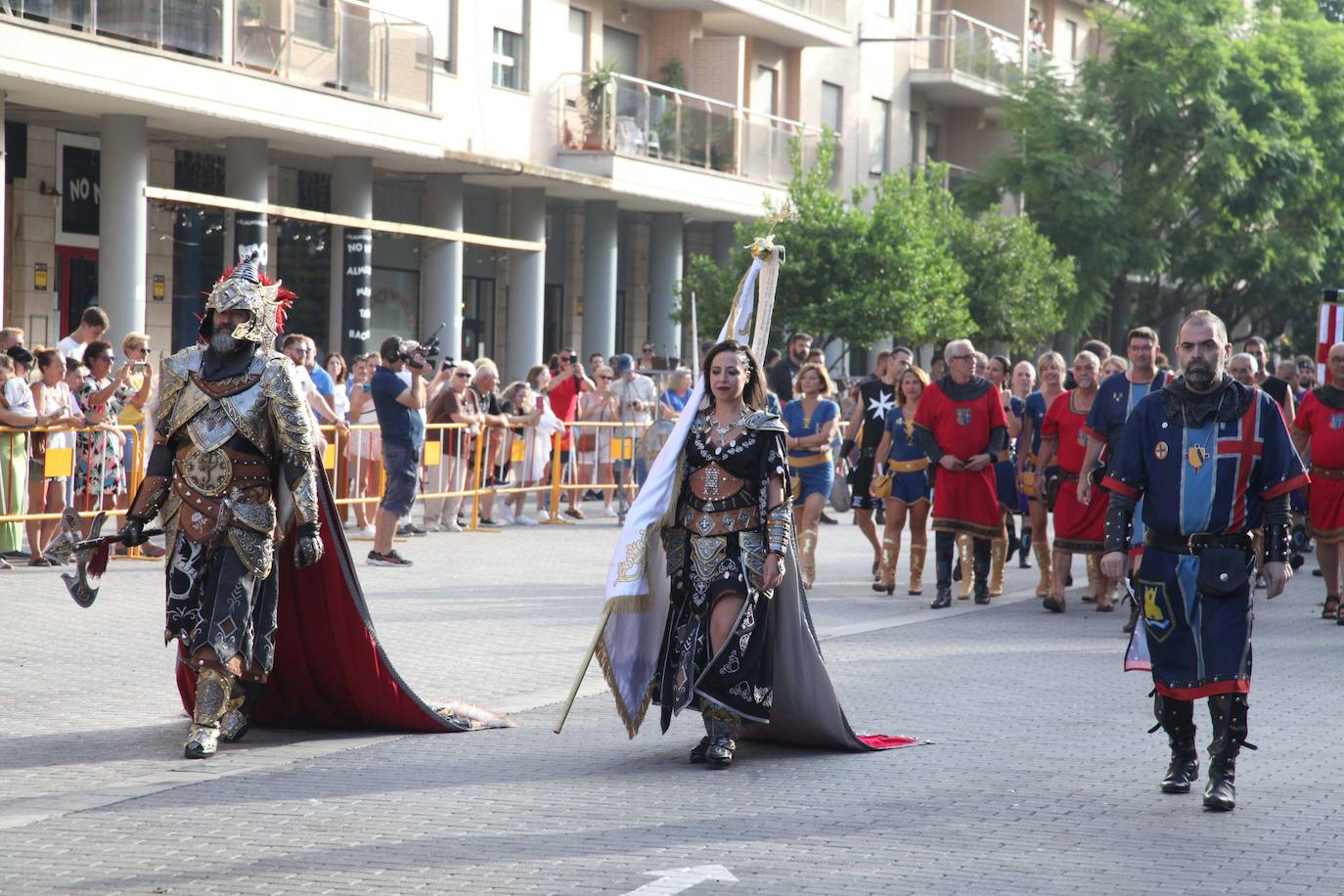 El Milagro de la Niebla y el castillo de fuegos artificiales despiden los Moros y Cristianos de Dénia