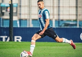 Javi Lancho, durante un partido con el Espanyol B