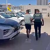 Detenida una pareja por robar del interior de un vehículo herramientas valoradas en 4.000 euros en Torrevieja